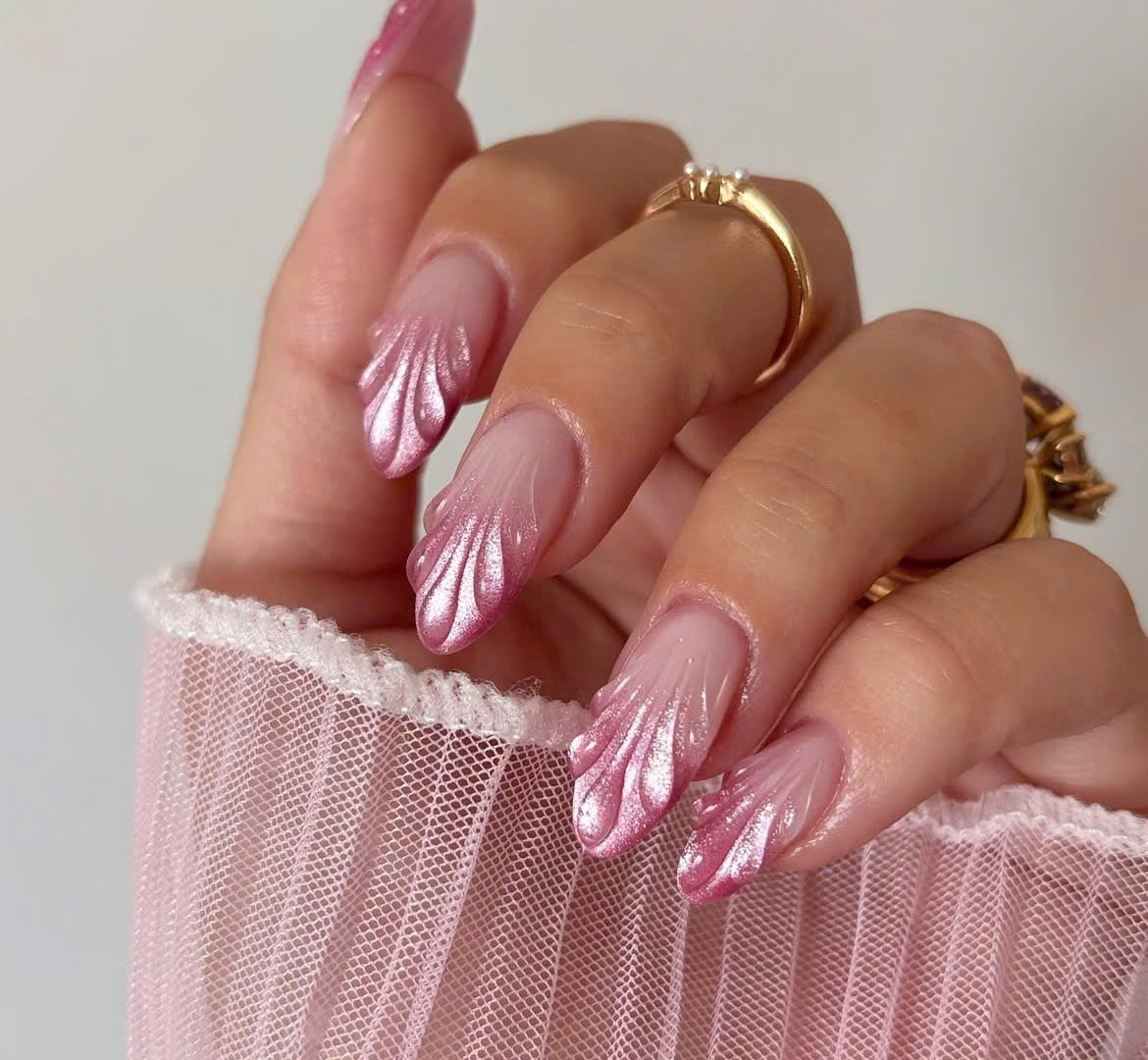 SOHO Nails & Spa logo